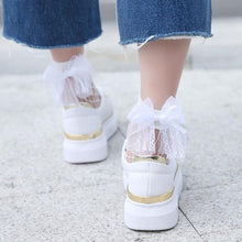 2017 Fashion New Ruffle Fishnet Ankle High Socks Women Girl Pricness Mesh Lace Socks Bow Knot Fish Net Short Socks