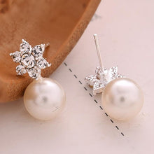 Women Charm Jewelry Pair Snowflake Crystal Stud Earring Women Elegant Crystal Rhinestone Pearl Ear Stud Earrings #30